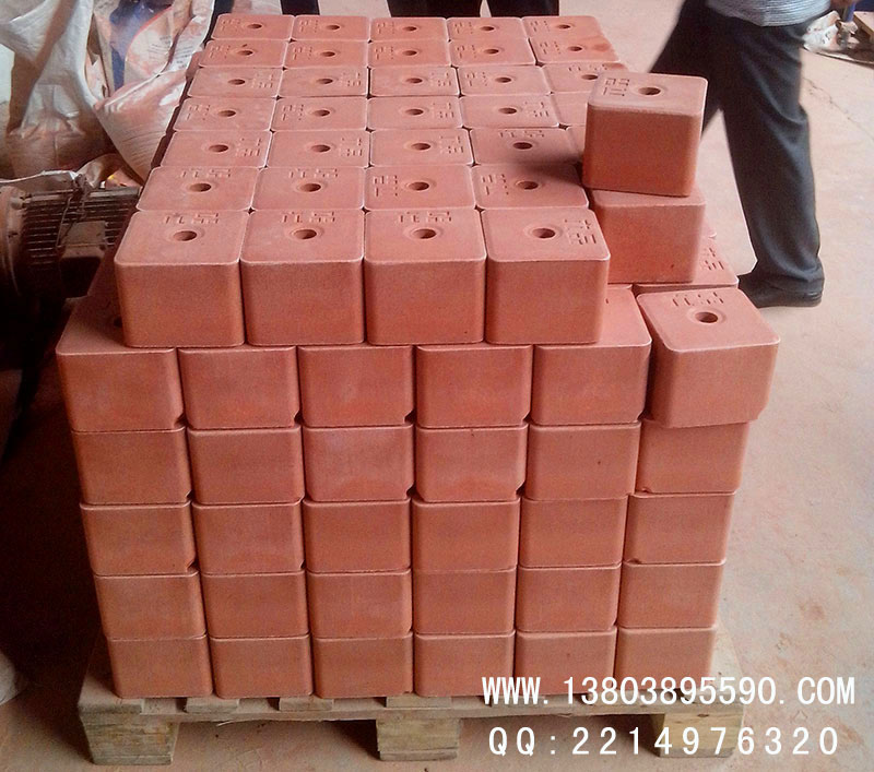 客戶杜甫機械舔鹽磚機